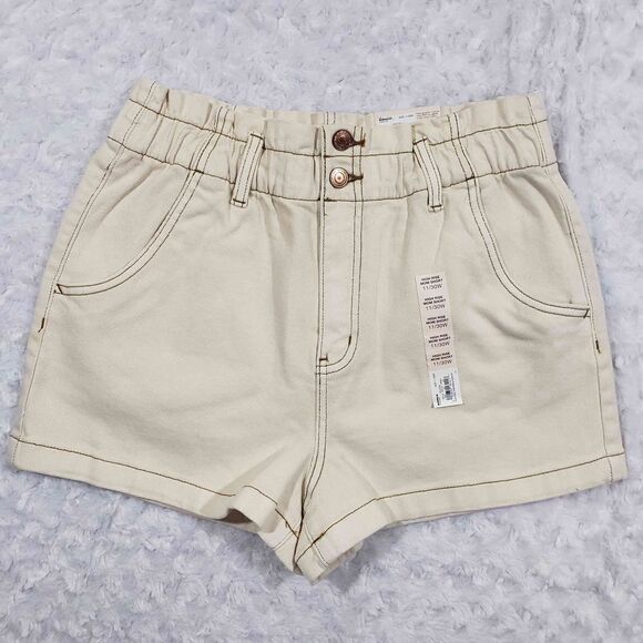 No Waist Gap White High Rise Mom Short 11/30W SO - Picture 1 of 7